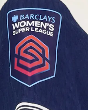 来自Tottenham Hotspur Women的Amy Turner球衣