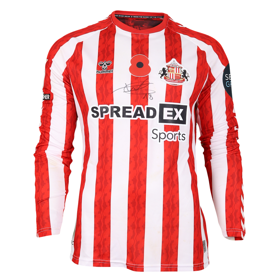 Wilson Isidor Sunderland shirt