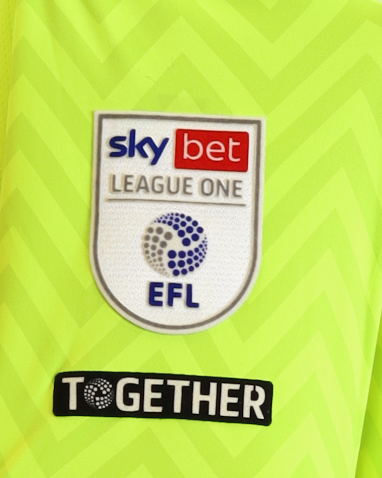 Nathan Baxter Bolton Wanderers shirt