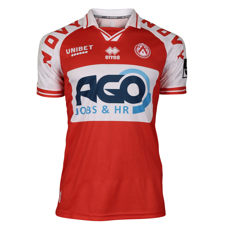 Takuro Kaneko KV Kortrijk jersey