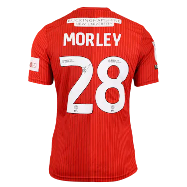 Wycombe Wanderers 팀의 Aaron Morley 셔츠