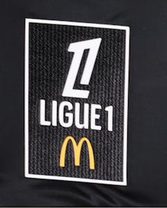 FC Nantes 팀의 Moses Simon 셔츠