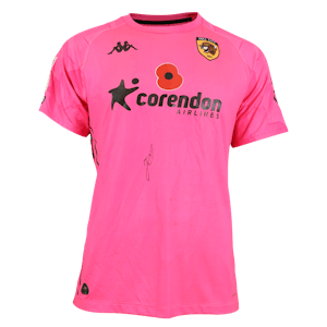 Ivor Pandur Hull City shirt