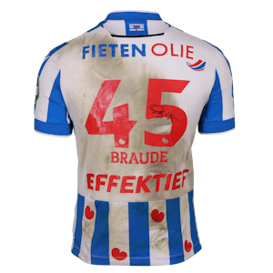 SC Heerenveen 팀의 Oliver Johansen Braude 셔츠