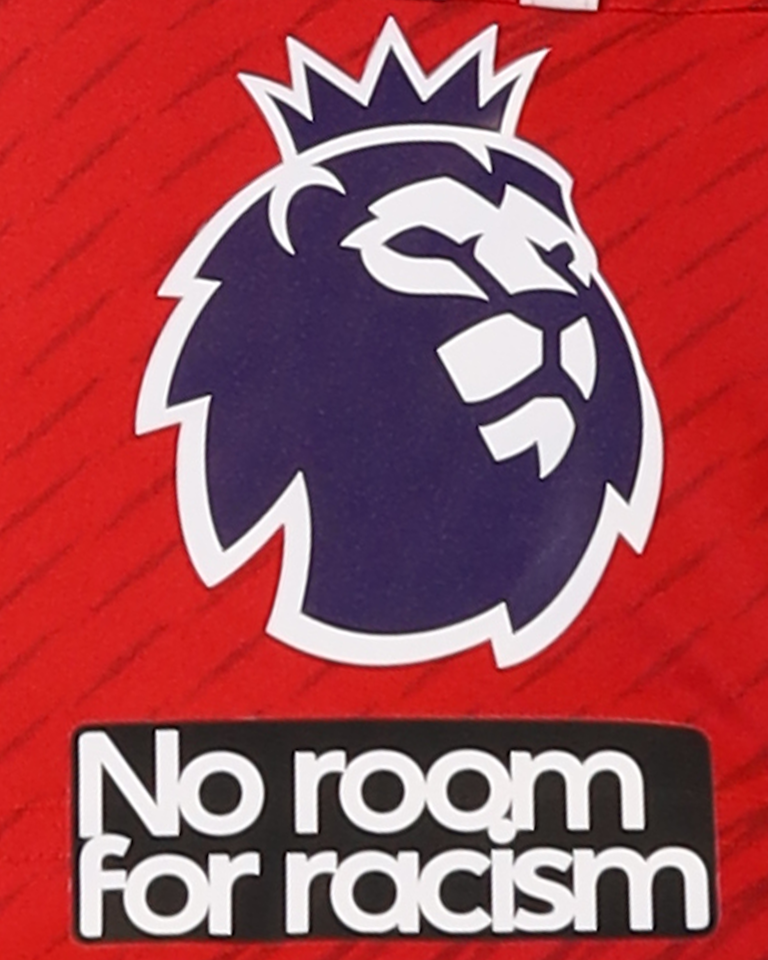 Murillo Nottingham Forest shirt