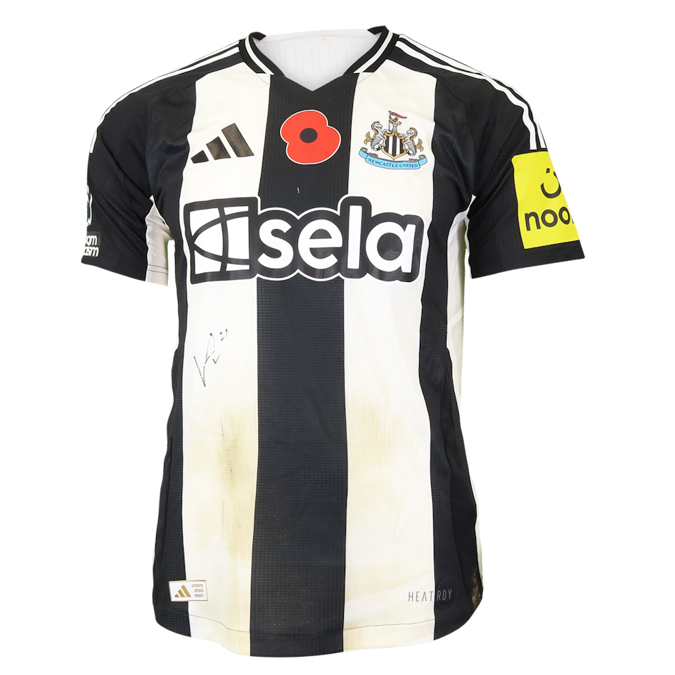 Valentino Livramento Newcastle United jersey