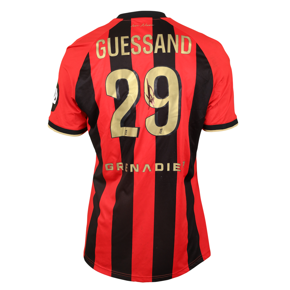 Evann Guessand OGC Nice forması