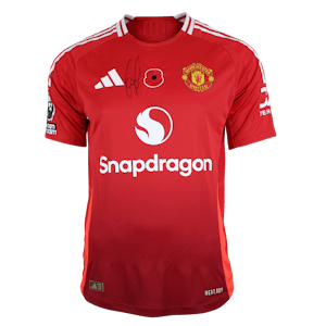 Victor Nilsson Lindelöf Manchester United shirt