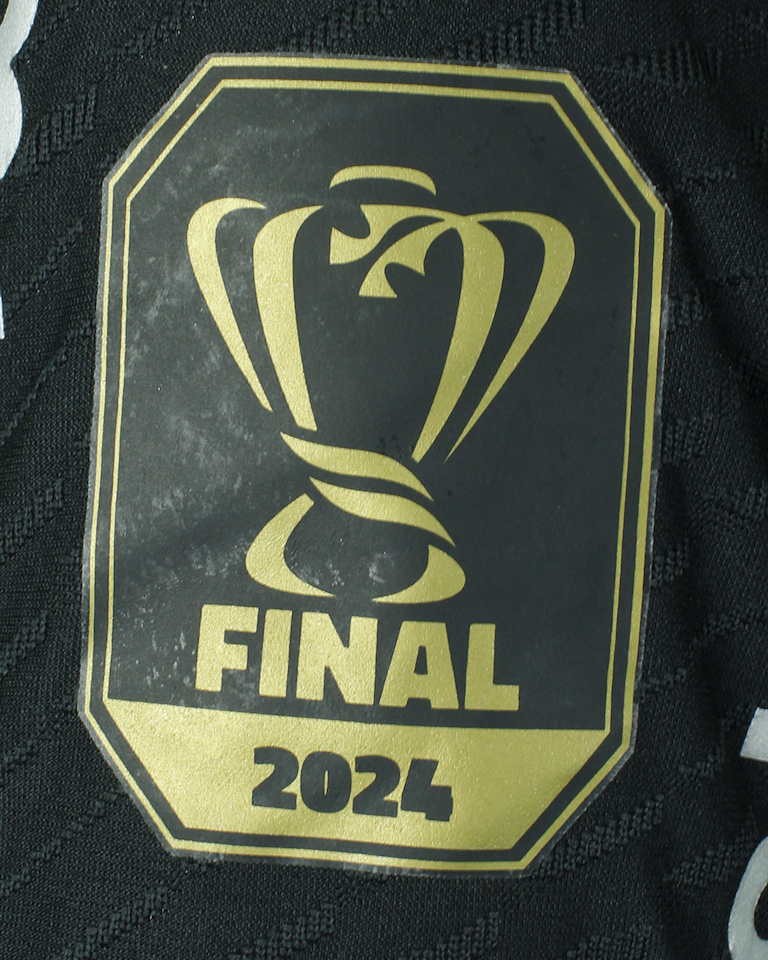 Gerson Flamengo shirt