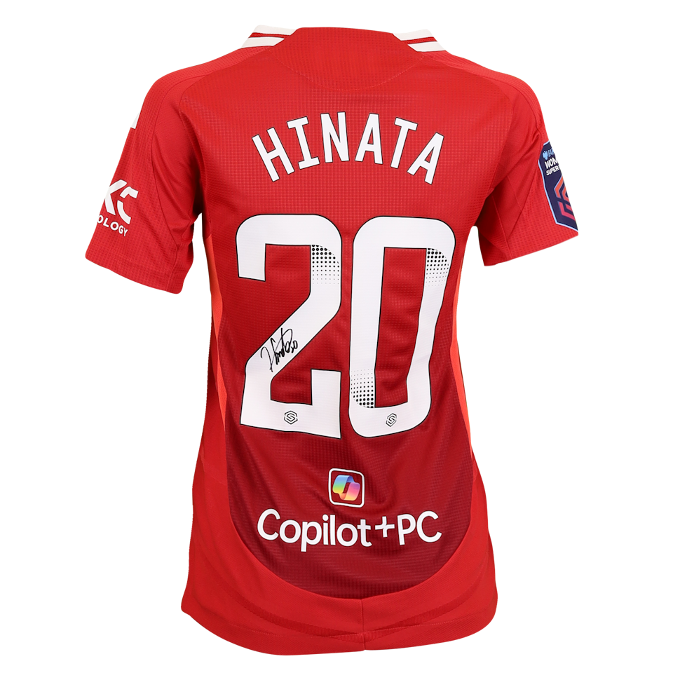 Hinata Miyazawa Manchester United WFC shirt