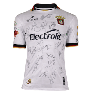 Universidad de Guadalajara Squad Signed Shirt - 2 