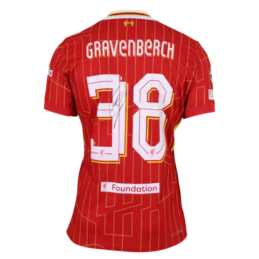 来自Liverpool的Ryan Gravenberch球衣