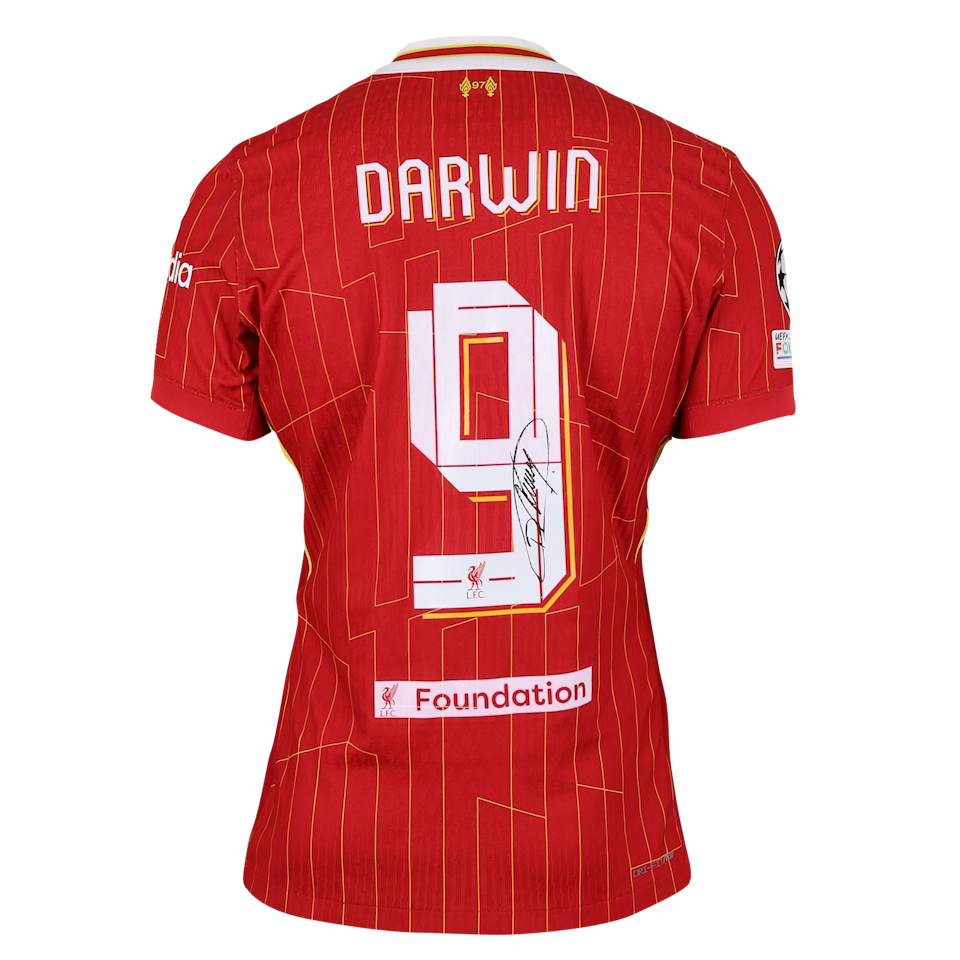 Darwin Núñez Liverpool のシャツ