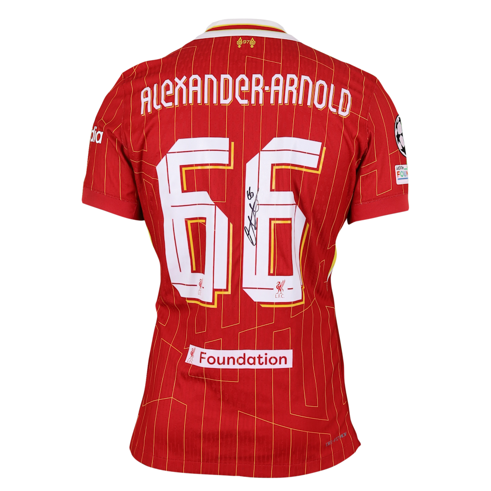 Trent Alexander-Arnold  Liverpool shirt