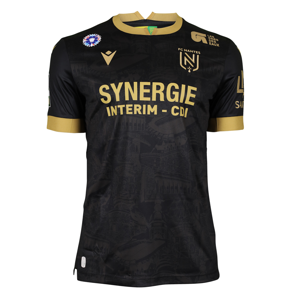 Matthis Abline FC Nantes forması