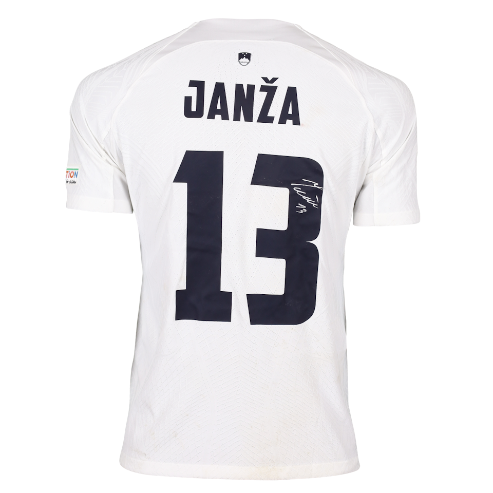 Erik Janža Slovenia shirt