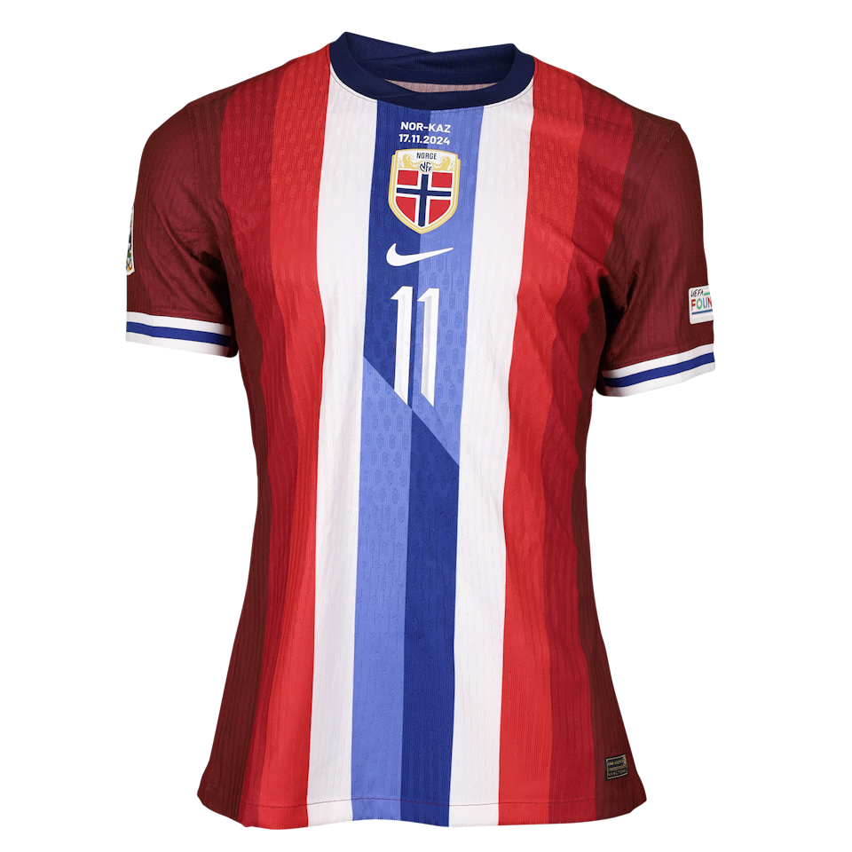 Jørgen Strand Larsen Norway shirt