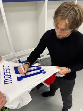 Luka Modrić Croatia shirt