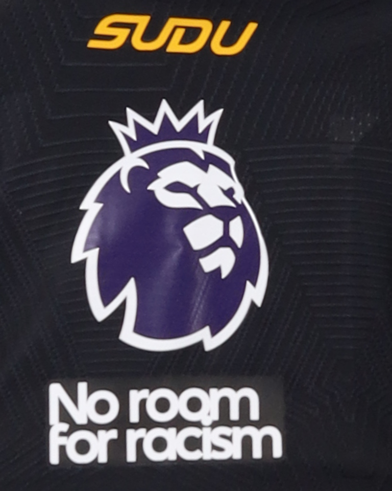 Matheus Santos Carneiro Da Cunha Wolverhampton Wanderers shirt