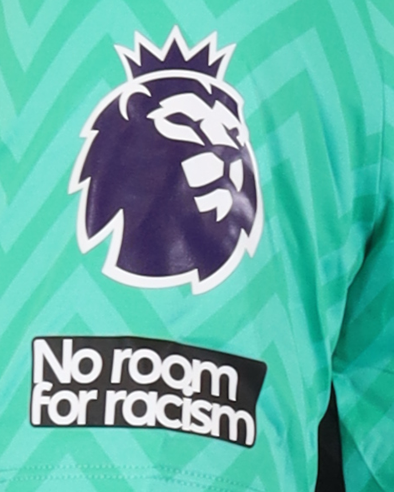 Dean Henderson Crystal Palace shirt