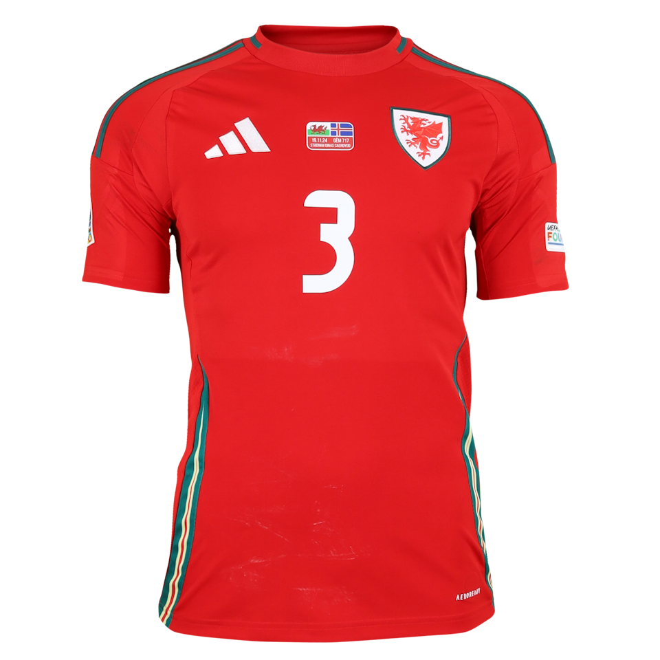 Neco Williams Wales jersey