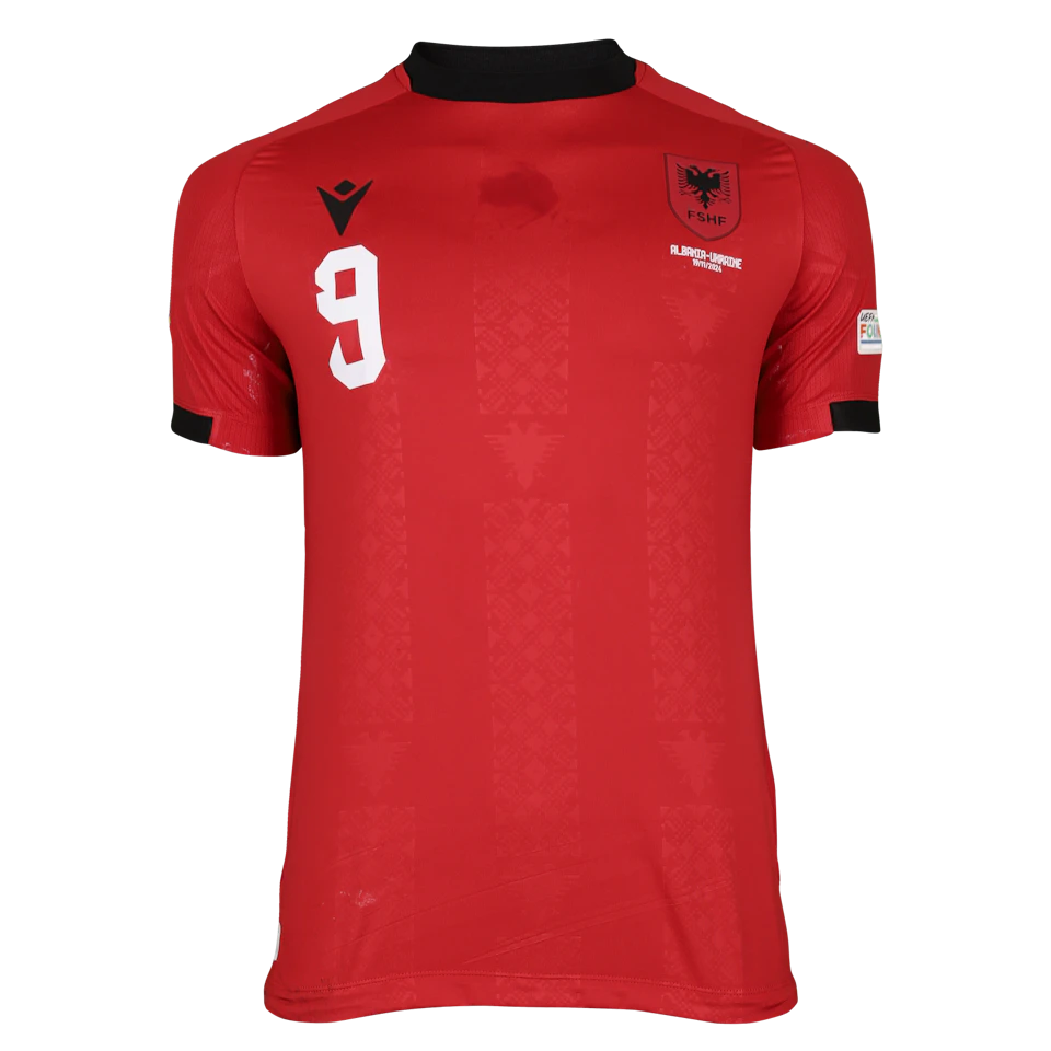 来自Albania的Jasir Asani球衣