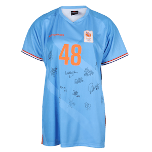 Dione Housheer | vs Hungary