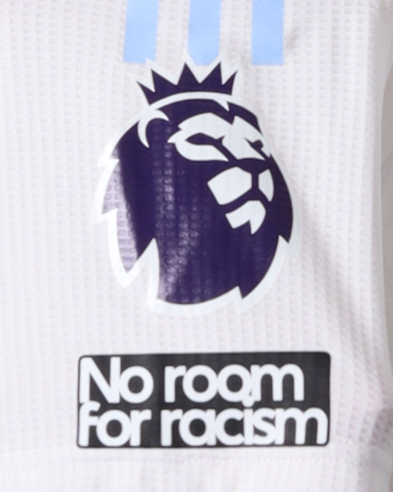 Ezri Konsa Ngoyo Aston Villa shirt