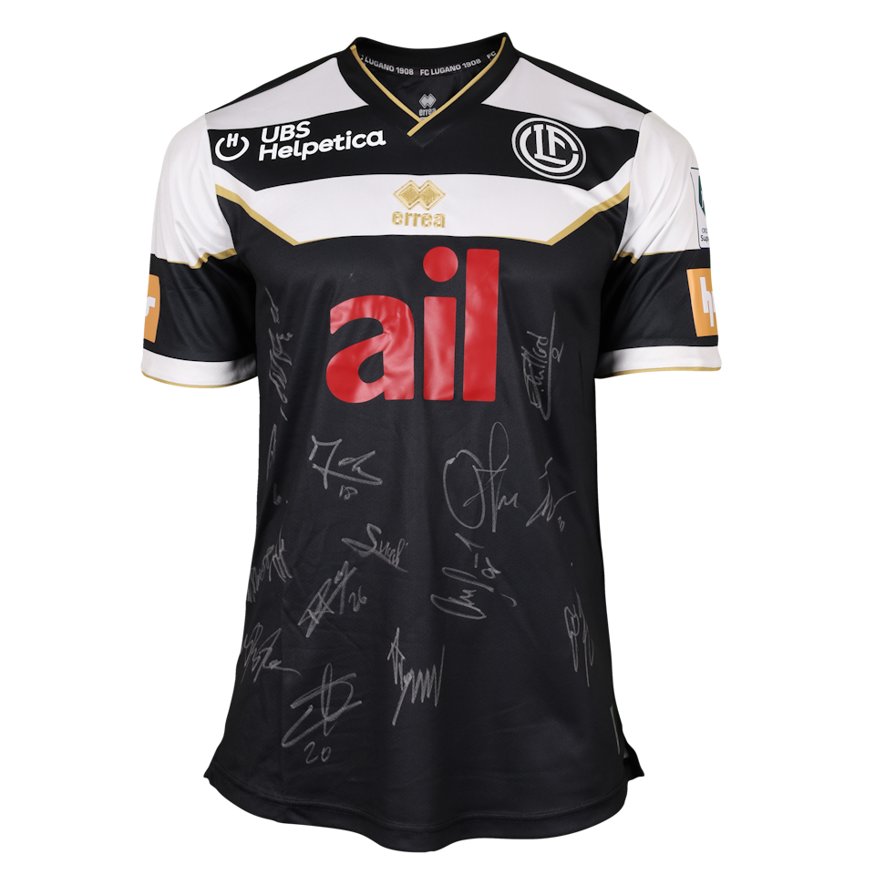 Squad Signed Shirt - 1