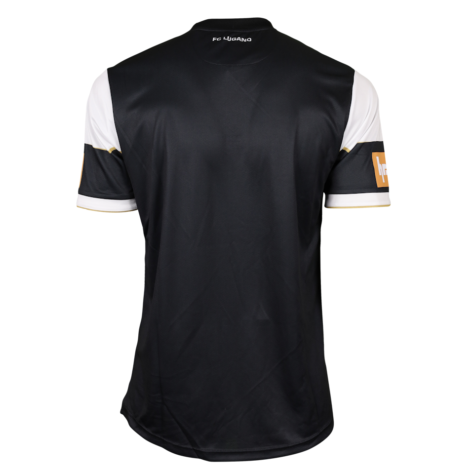 Squad Signed Shirt - 1