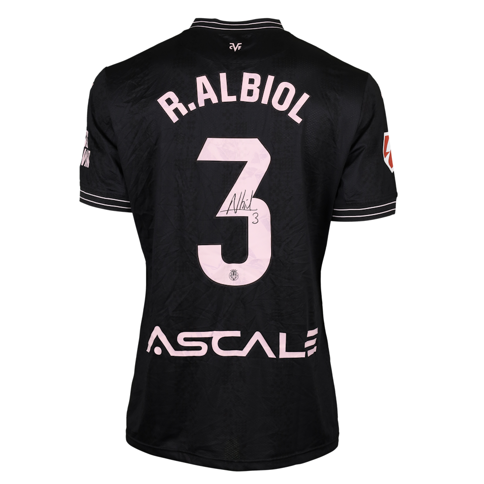 Raúl Albiol Villarreal CF shirt