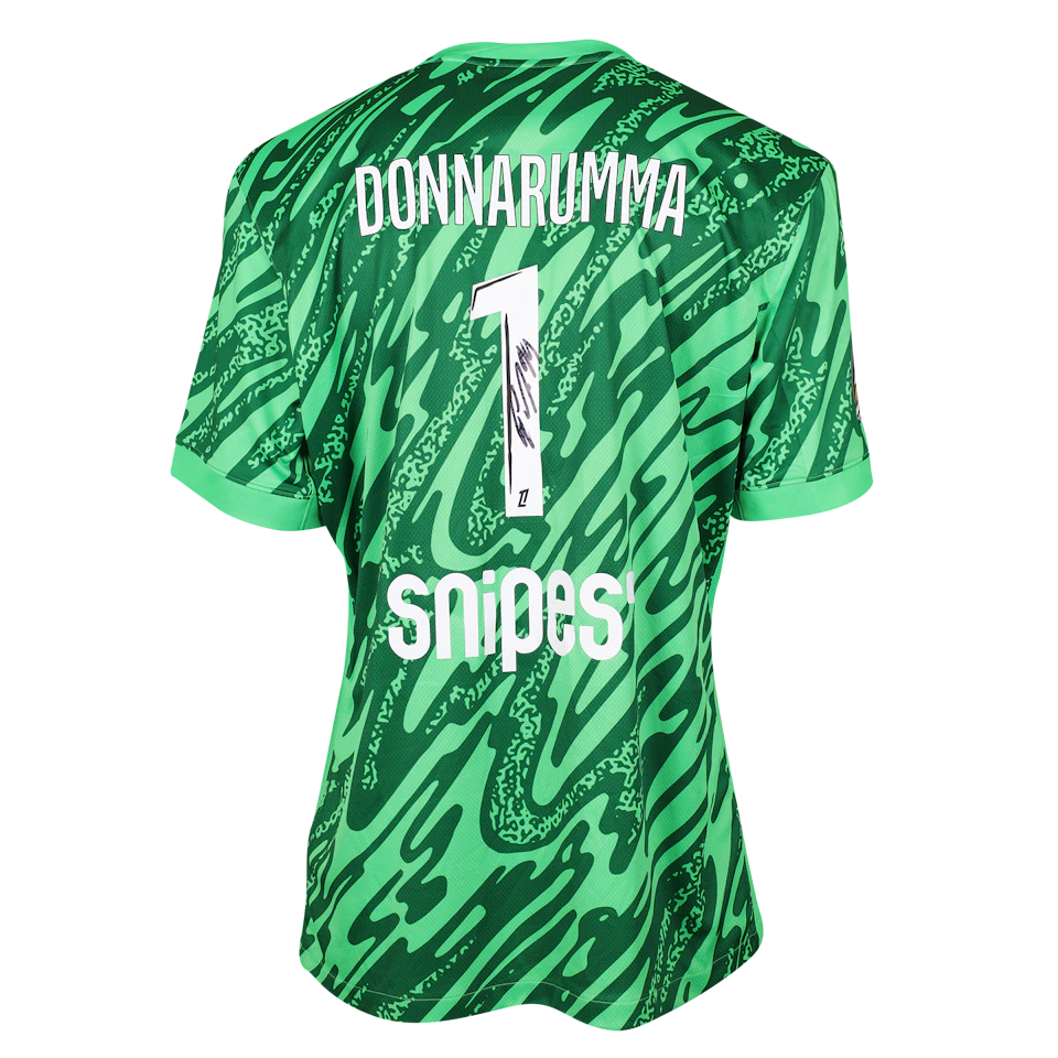 Gianluigi Donnarumma Paris Saint-Germain shirt