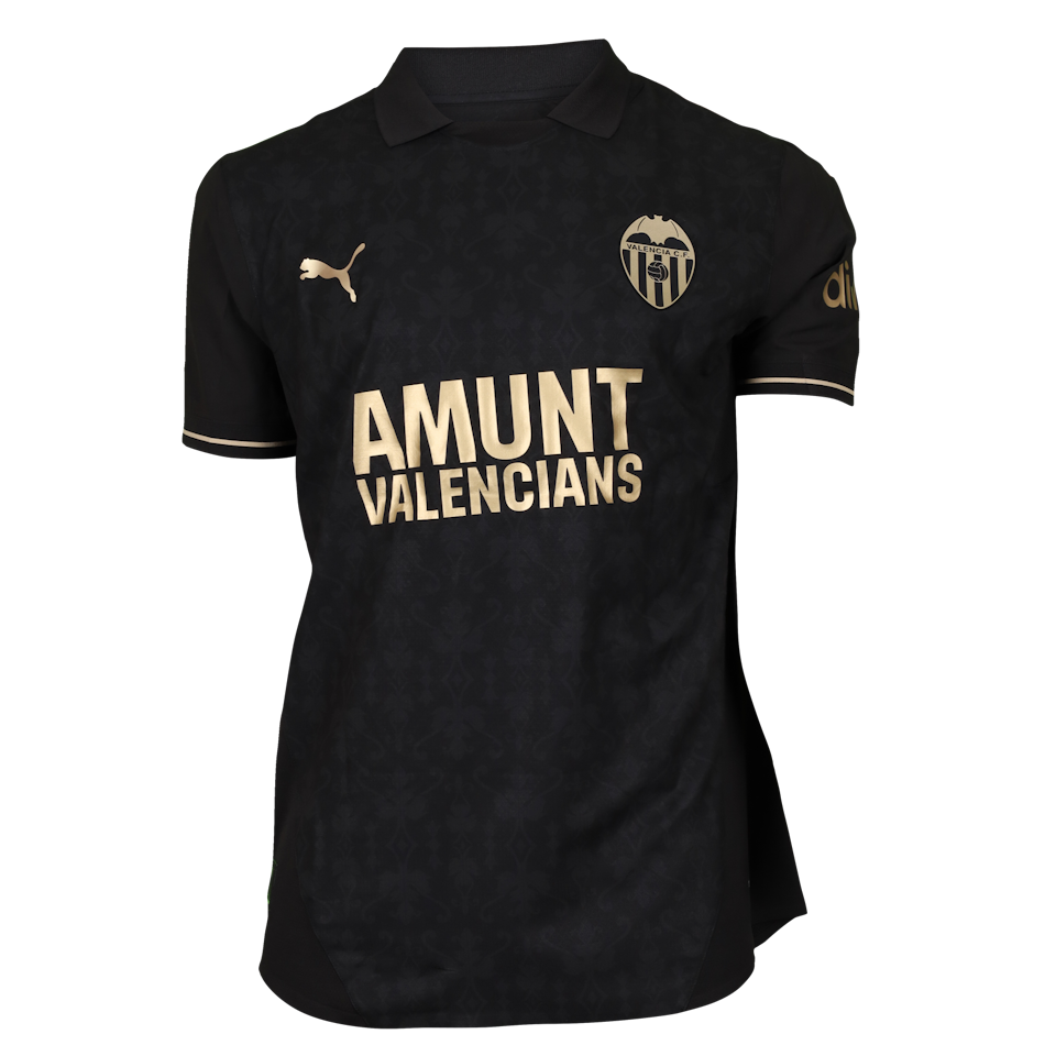 Yarek Gasiorowski Hernandis Valencia CF shirt
