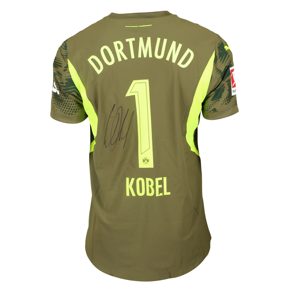 来自Borussia Dortmund的Gregor Kobel球衣