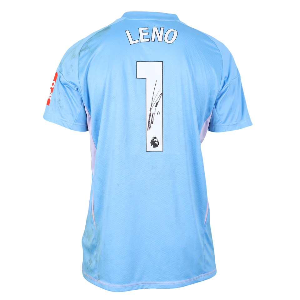 来自Fulham的Bernd Leno球衣