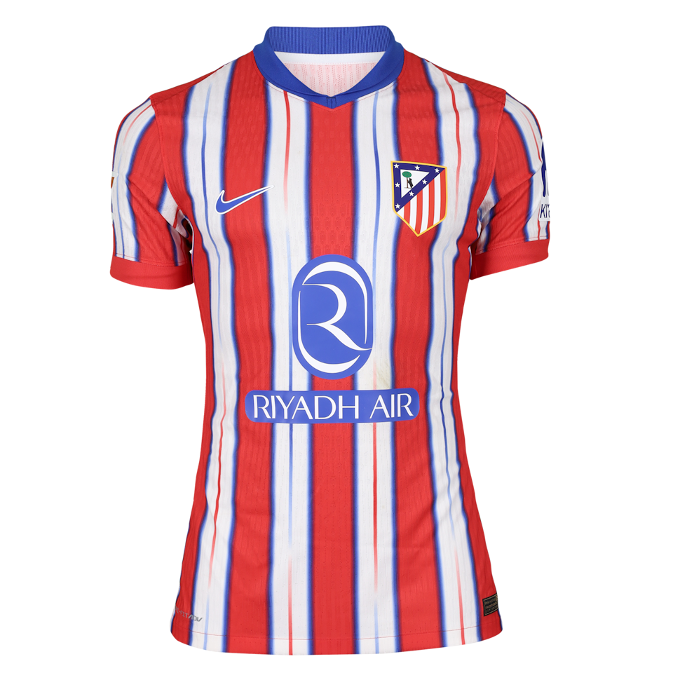 César Azpilicueta  Atlético de Madrid shirt