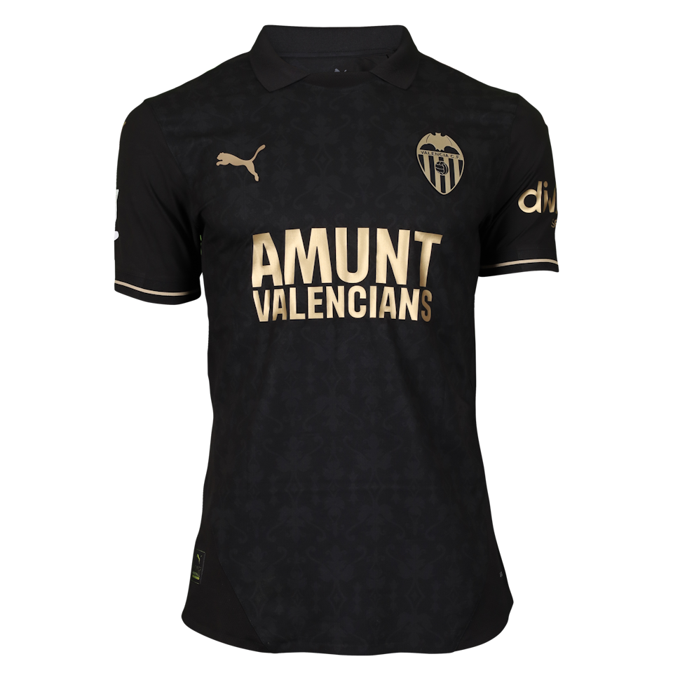 German Valera Karabinaite Valencia CF shirt