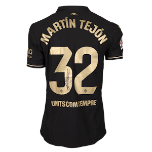 Martín Tejón Valencia CF shirt