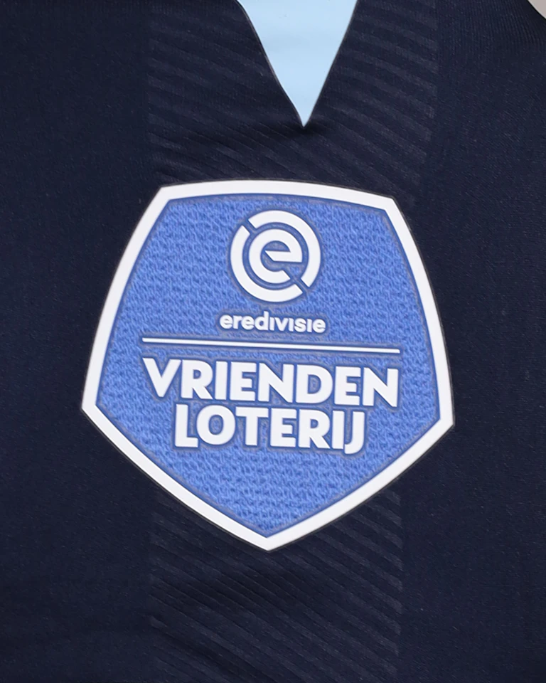 来自SC Heerenveen的Levi Smans球衣