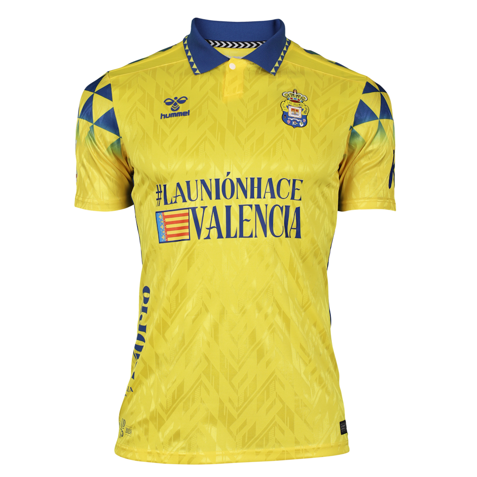 Enzo Loiodice UD Las Palmas shirt