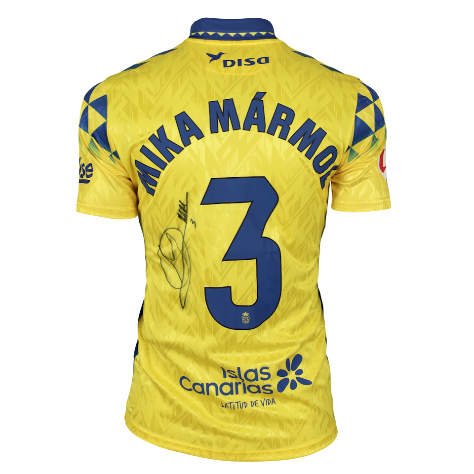 Mika Mármol UD Las Palmas shirt