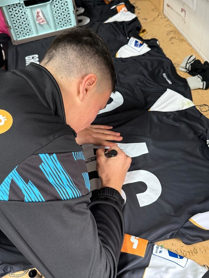 Mattia Zanotti FC Lugano shirt