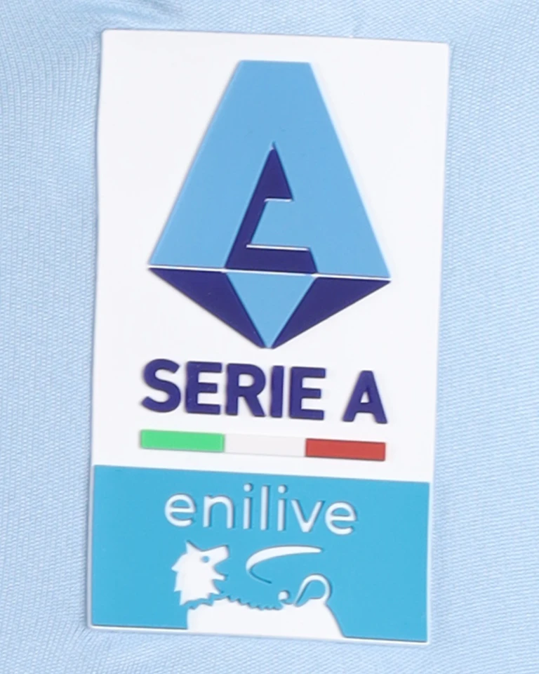 来自SS Lazio的Gustav Isaksen球衣