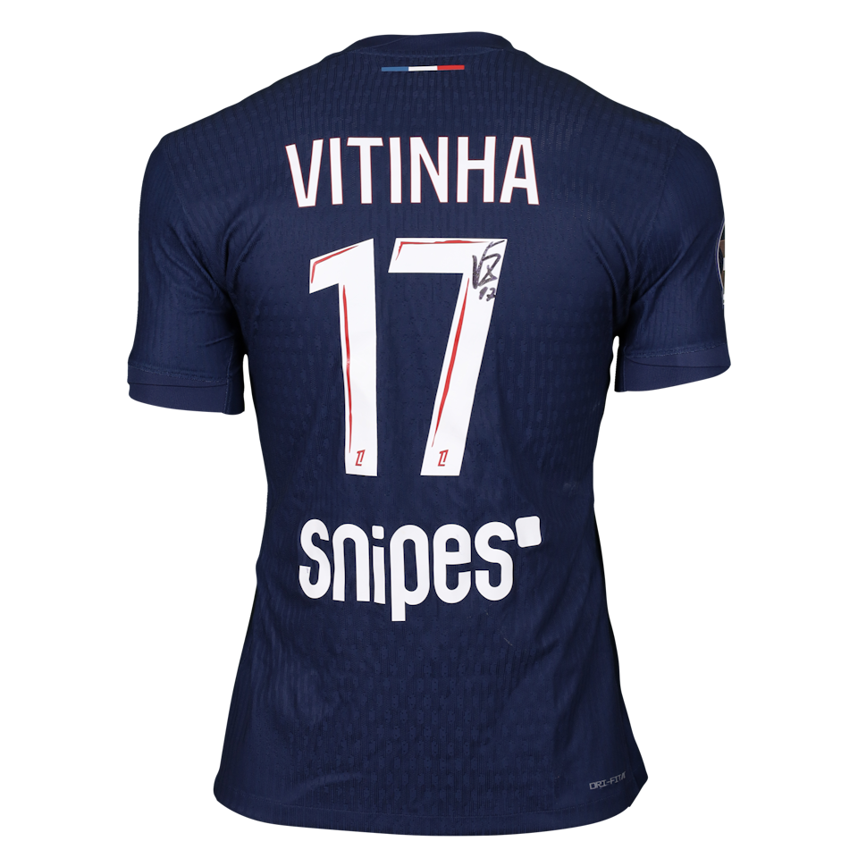Vitinha Paris Saint-Germain shirt