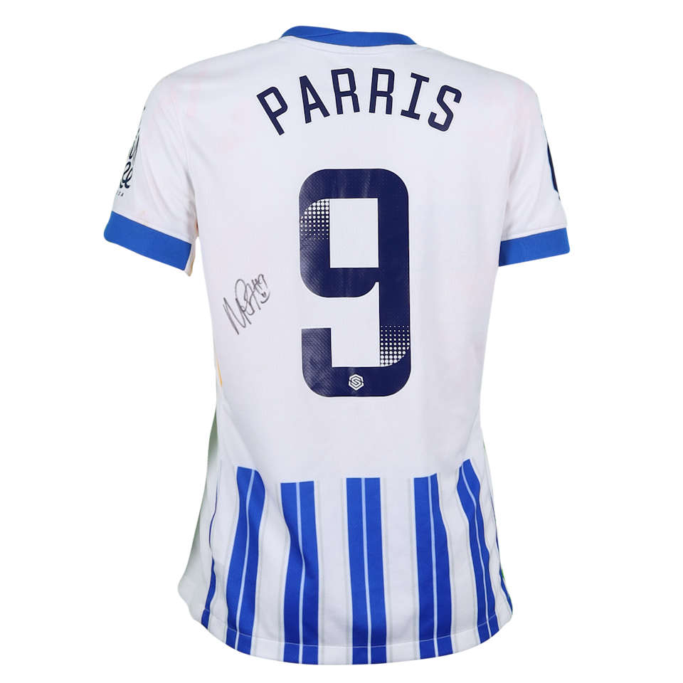 Nikita Parris Brighton & Hove Albion WFC shirt