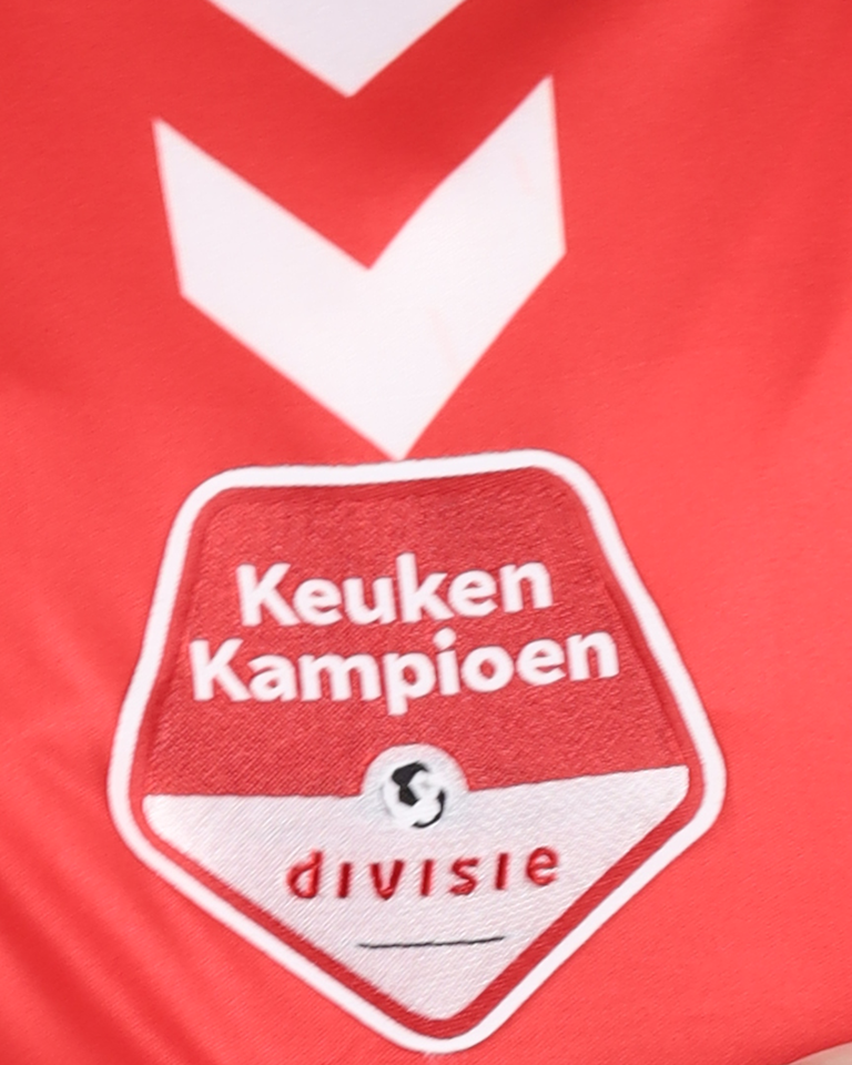 Dennis Vos FC Emmen shirt