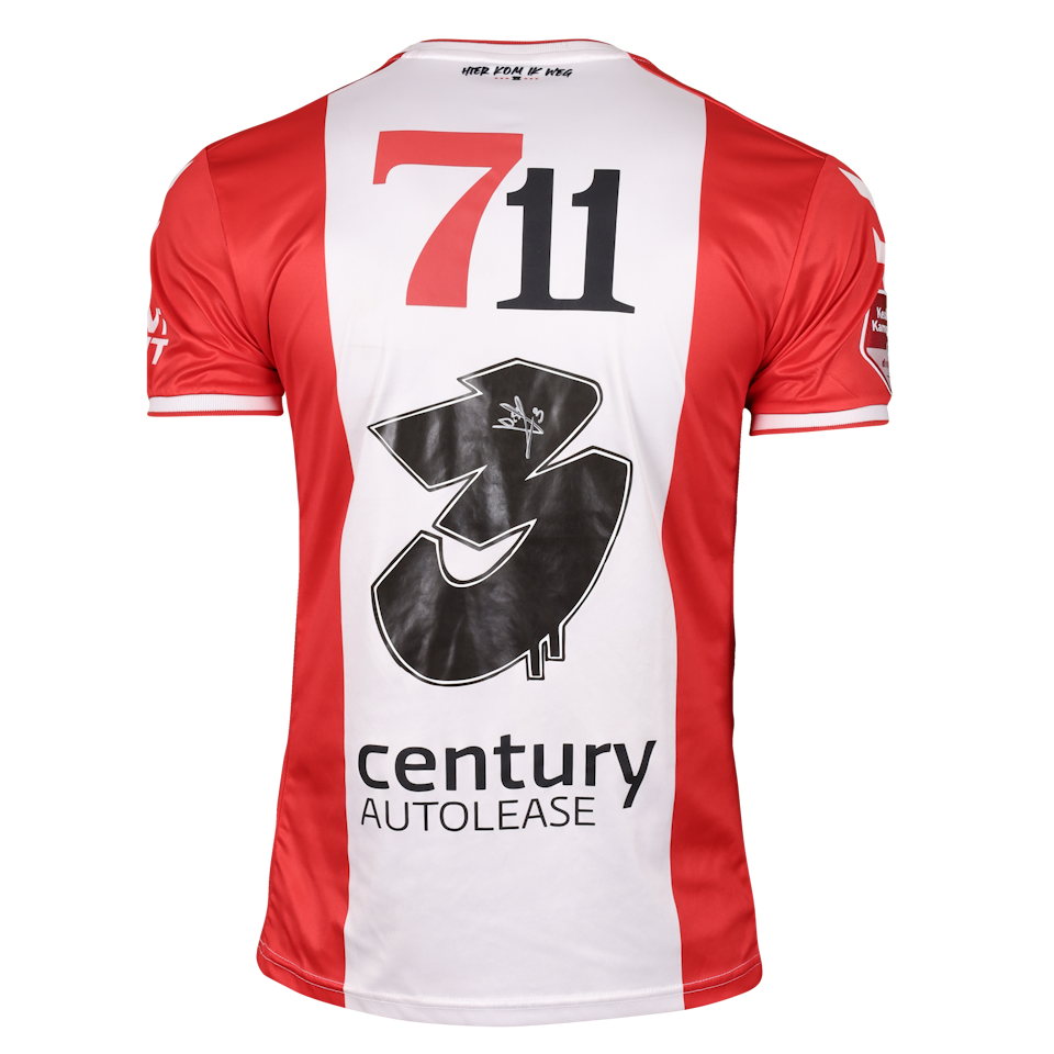 Dennis Vos FC Emmen shirt