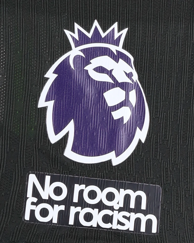 Virgil van Dijk Liverpool shirt