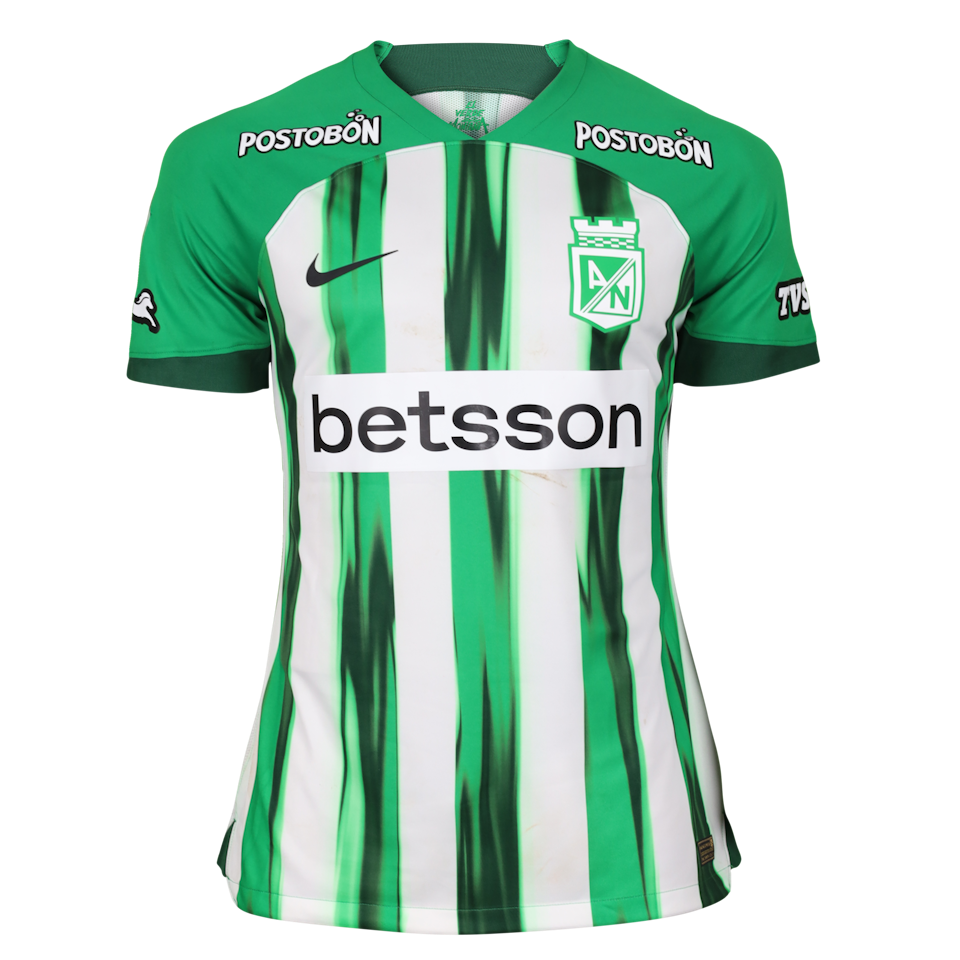 Emilio Aristizabal Atlético Nacional shirt