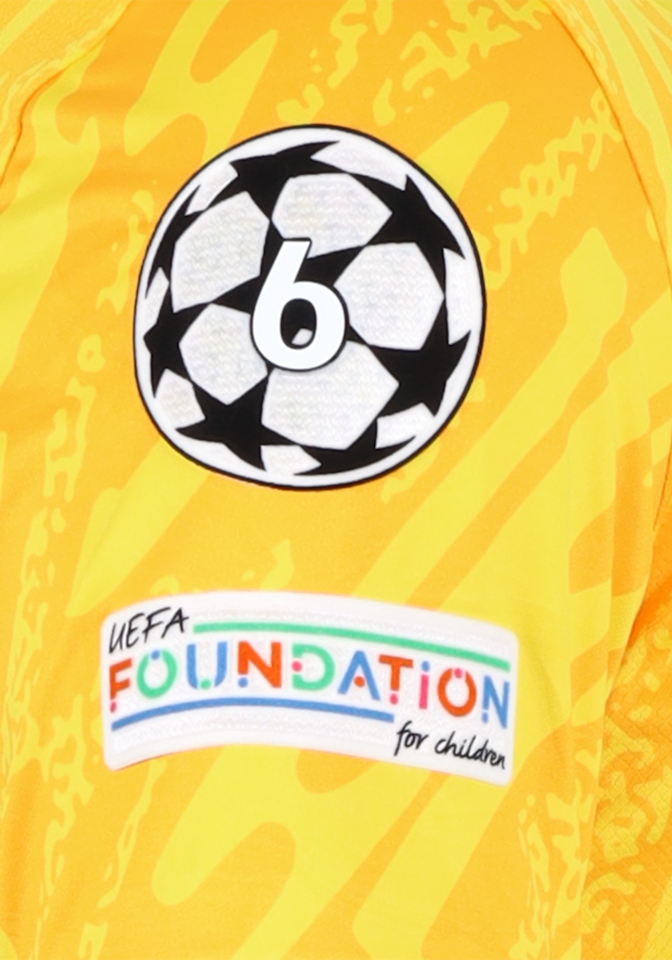Caoimhin Kelleher Liverpool shirt